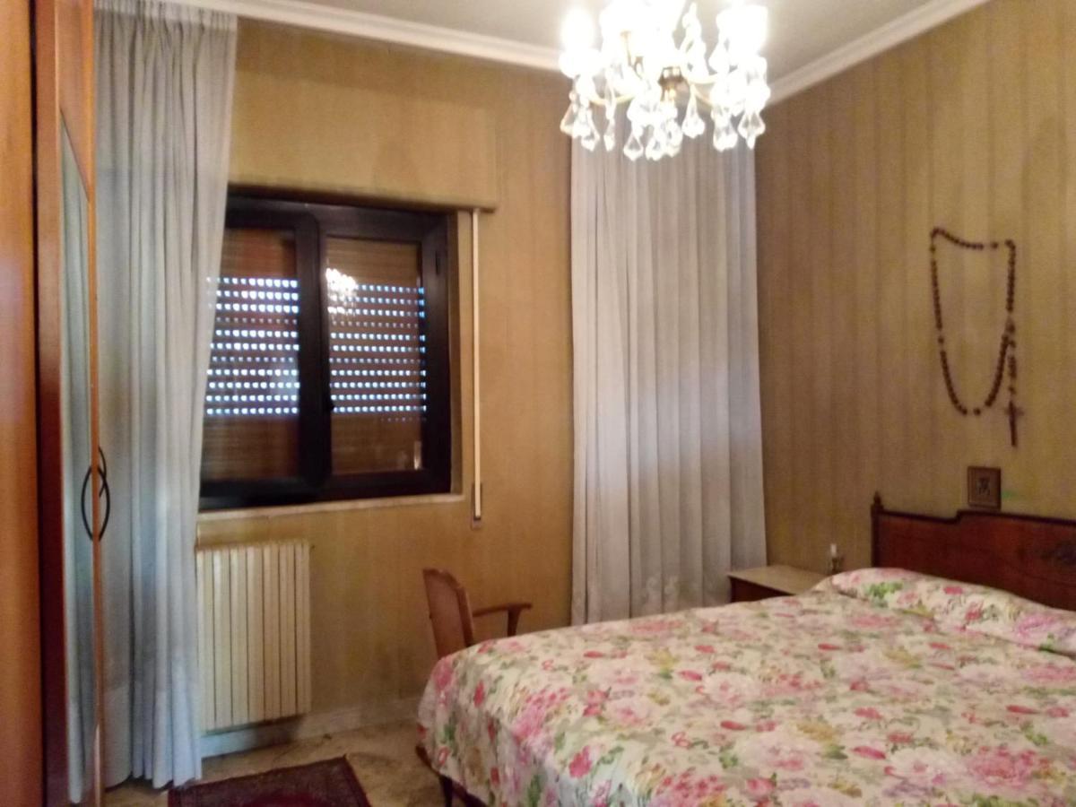 Un Po' Datato Ma Confortevole Apartment *